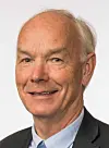 Stortingsrepresentant Per Olaf Lundteigen ville vite om regjeringen ønsker en åpen konkurranse om Norges fremtidige stridsvognkapasitet.